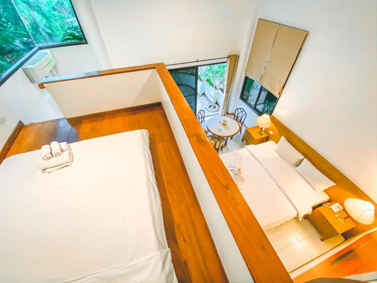Nern Chalet Beachfront Hotel Hua Hin Exterior photo
