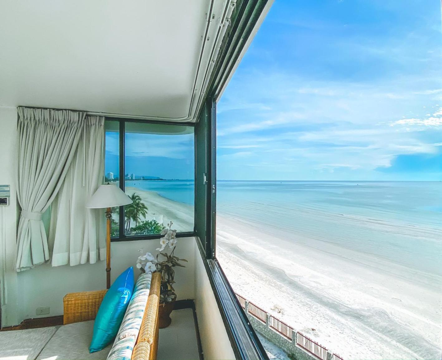 Nern Chalet Beachfront Hotel Hua Hin Exterior photo