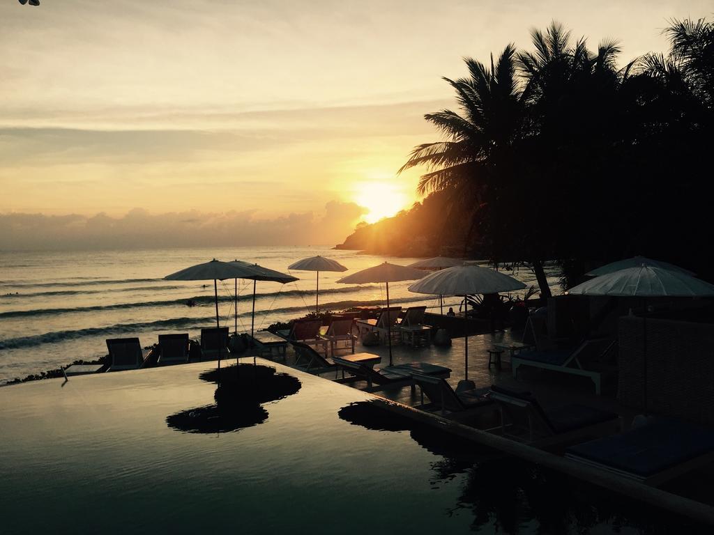 Nern Chalet Beachfront Hotel Hua Hin Exterior photo